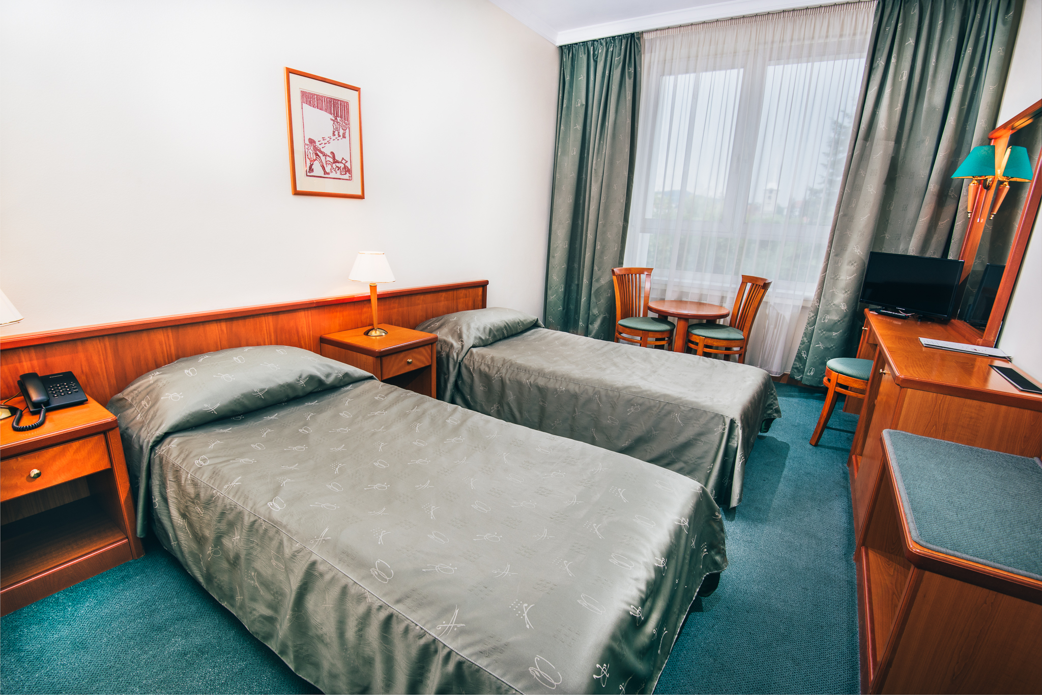 2. Szürke twin-Edit.jpg