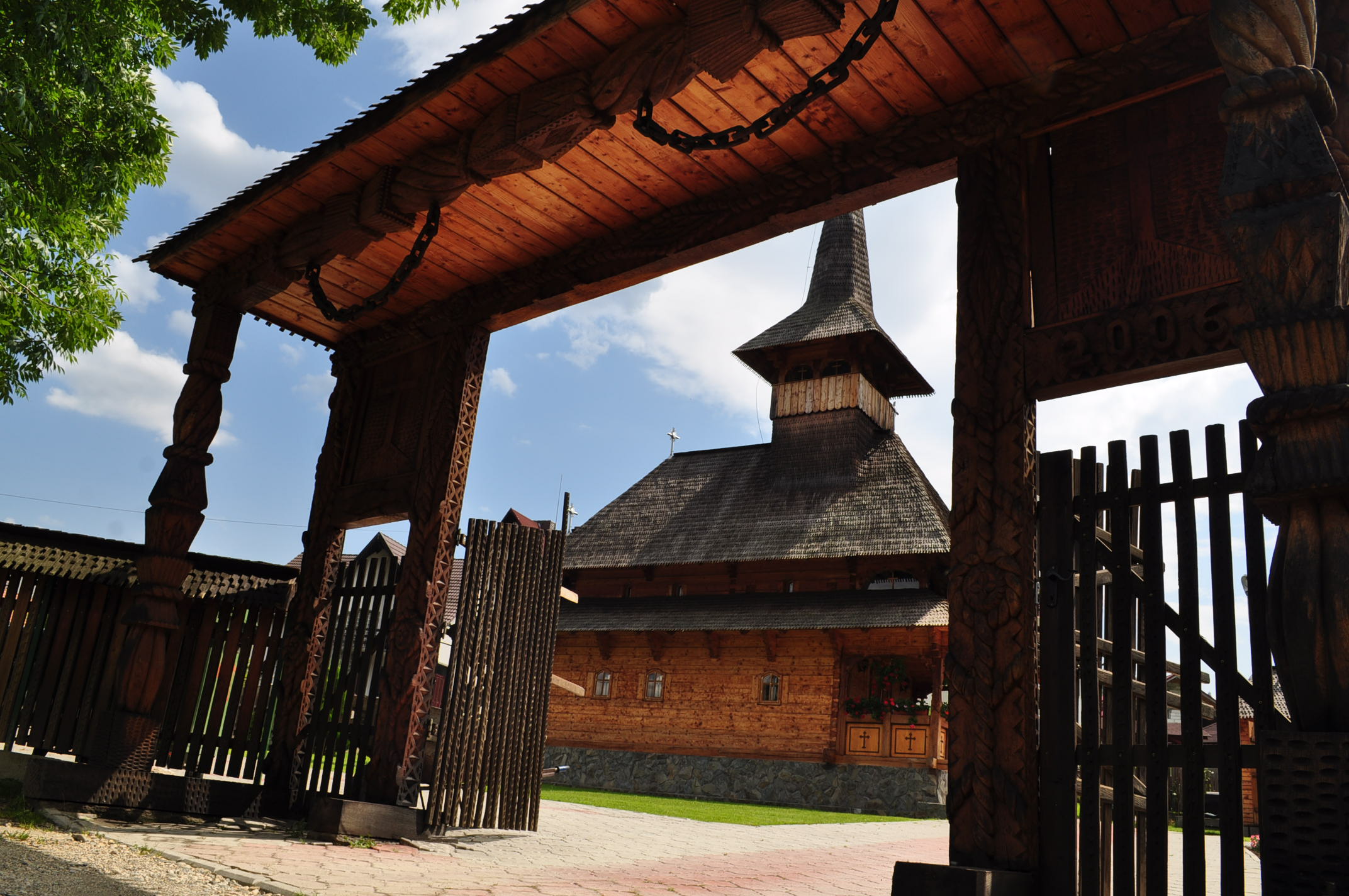 Schitul "Sf. Imparati Constatin si Elena.JPG