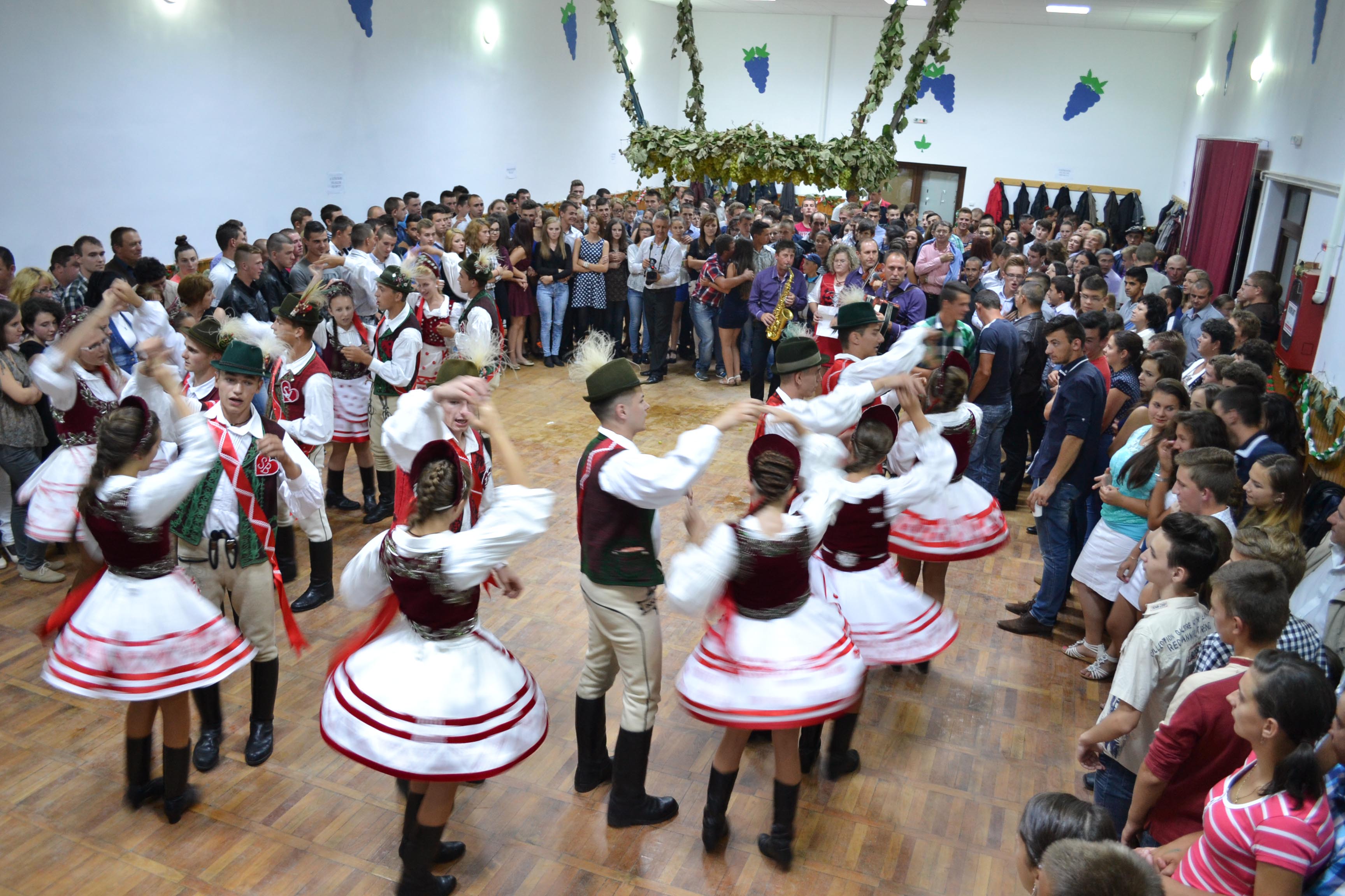 szuret_bal_nyaradremete2_ (24).jpg