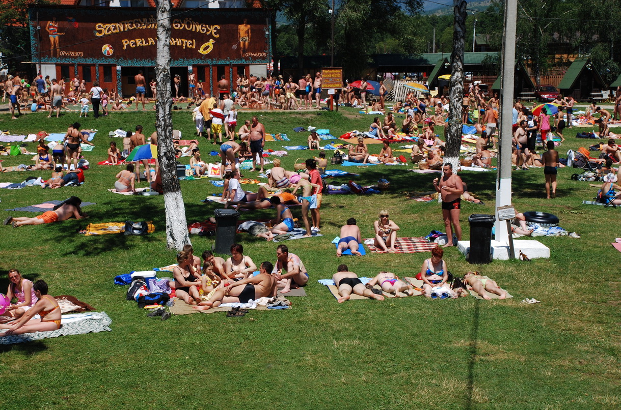 Strandul termal Vlahita.jpg